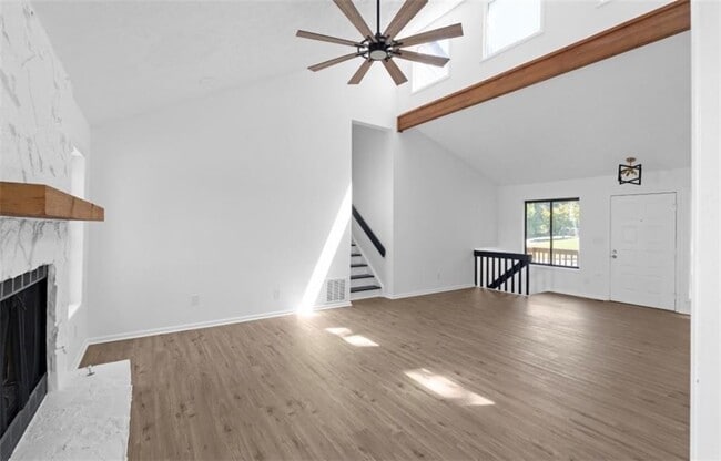 Photo - 5111 Manitou Way SW