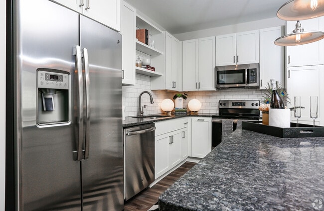 Photo - Ridley on Main