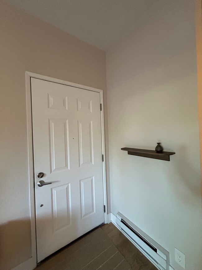 Photo - 57 Lakeshore Ct Unit 57 Lakeshore Ct