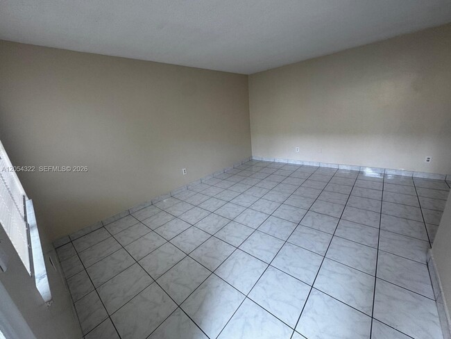 Photo - 1832 Madison St Unit 102