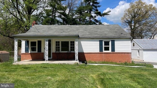 Building Photo - 10711 Bethesda Church Rd Rental