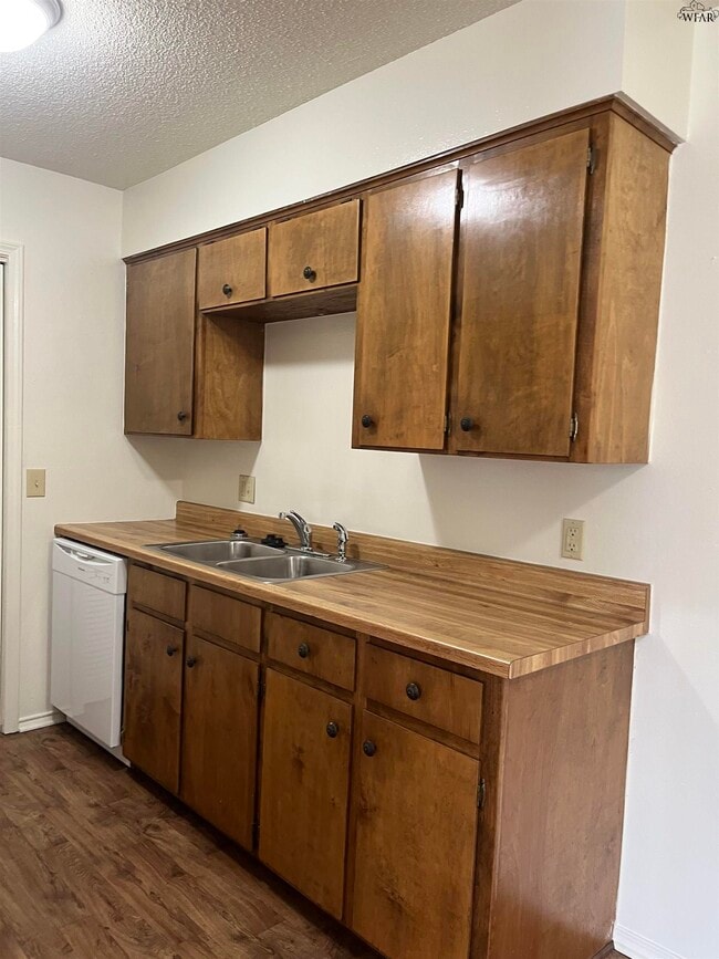 Photo - 4718 Brookdale Dr