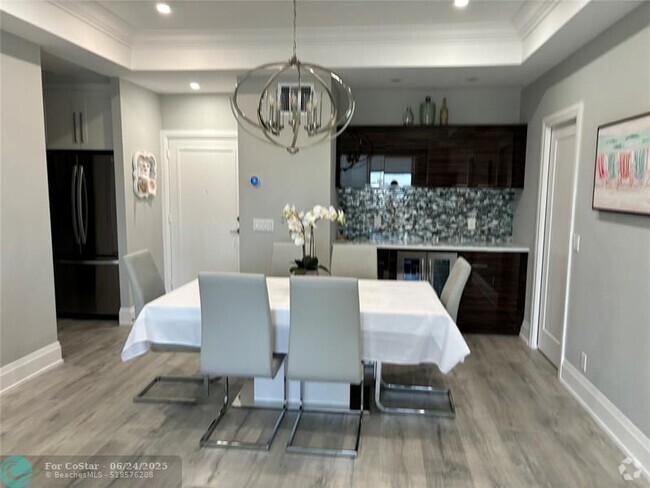Building Photo - 2000 S Ocean Blvd Rental