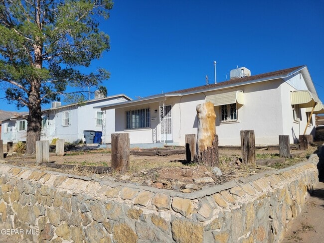 Photo - 3821 Porter Ave