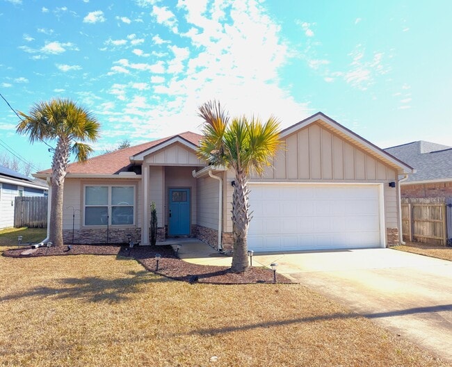 Building Photo - 1880 Presidio St