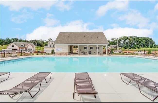 Photo - 630 Winding Rose Dr