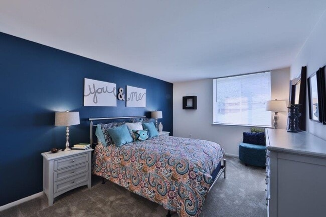 Lakewood Hills Apartments and Townhomes