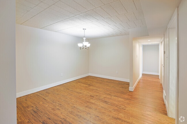 2BR, 1BA - 1220SF - Dining Room