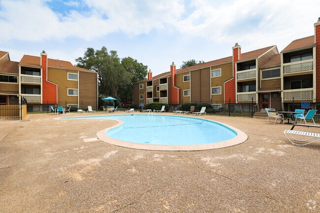 Building Photo - Village Park at Cedarbrooke Rental