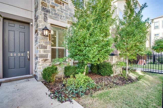 Photo - 5436 Ashby Grove St