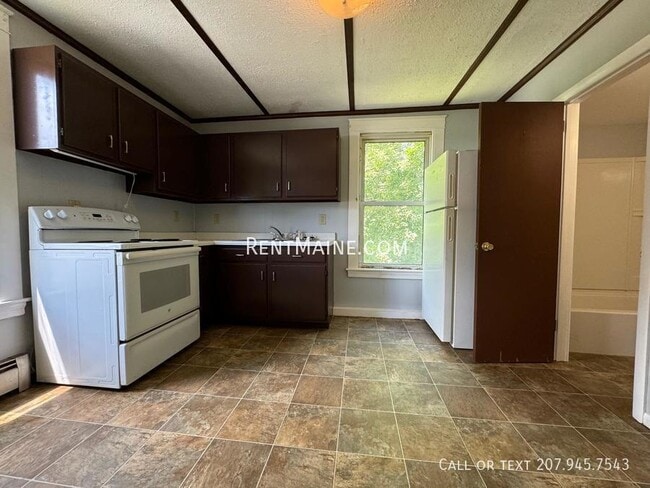 Photo - 13 Kidder St Unit 4