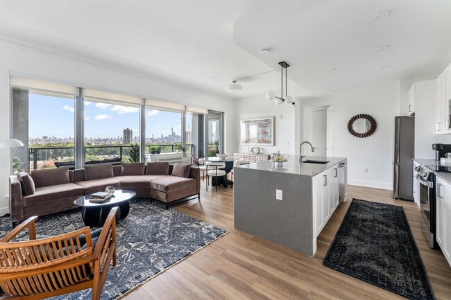 Building Photo - 8601 Bergenline Ave Unit 1013