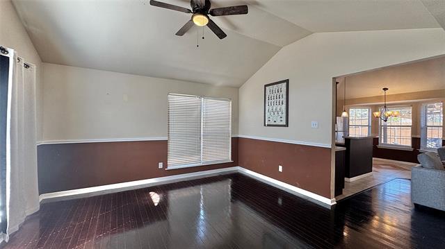 Photo - 610 Brookside Dr