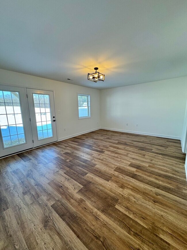 Photo - Like New Townhouse for Rent in Congers Creek