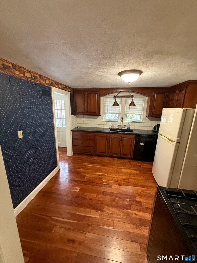 Photo - 336 Ridgewood Rd