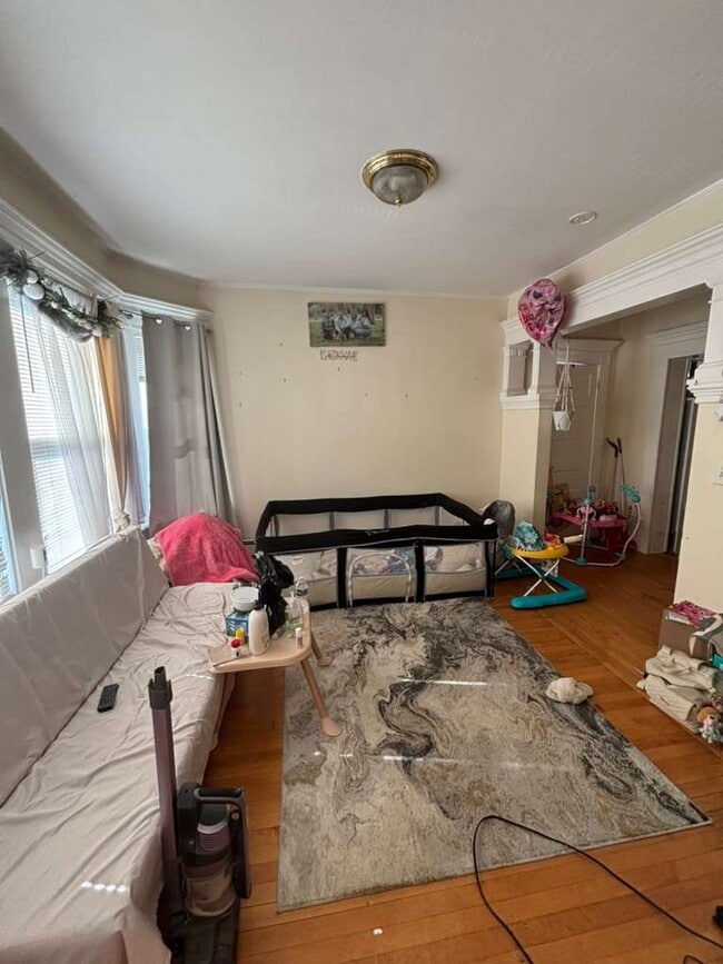 Building Photo - 20 Edson St Unit 20 F