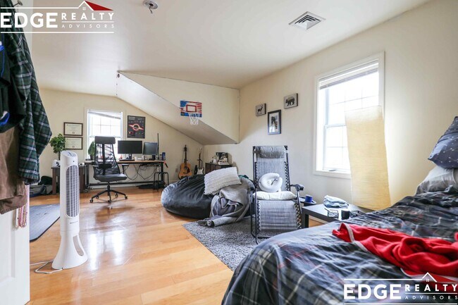 Photo - 36 Raymond St Unidad 36