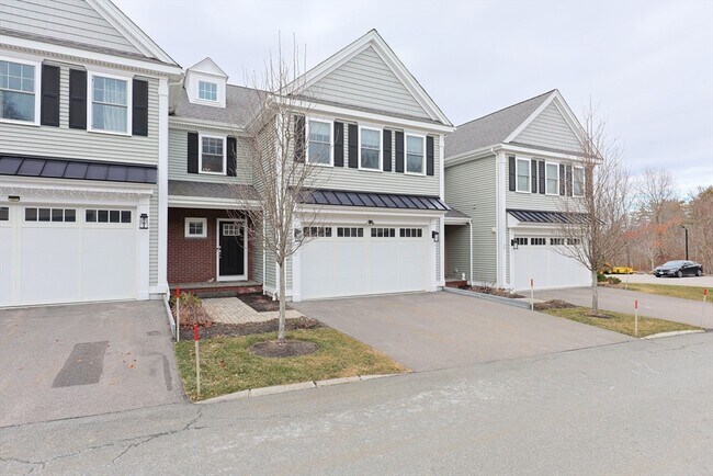 Photo - 8 Riverstone Way