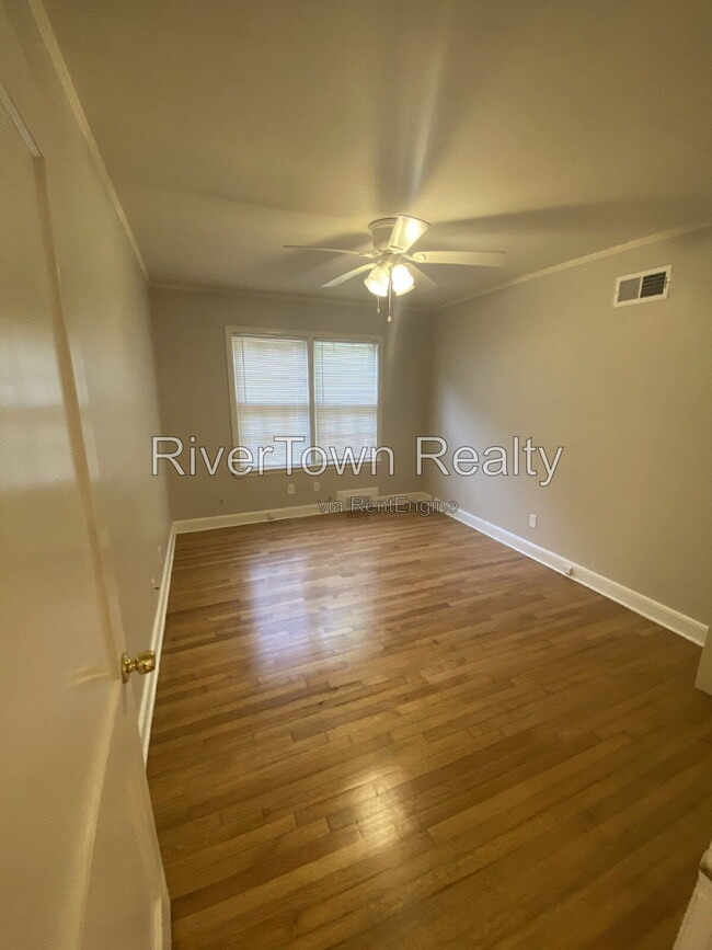 Photo - 3570 Poplar Ave