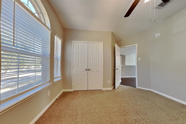 Photo - 32126 Willow Creek Park