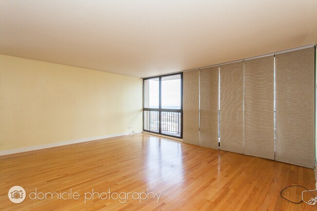 Photo - 1540 N La Salle Dr Unidad 1804 Rental
