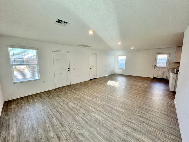 Photo - *MOVE IN SPECIAL* Charming 3/2 Home with Garage, Fenced Backyard & Community Amenities!