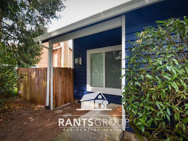 Photo - Charming 1-Bed / 1-Bath Townhome in Lacey!