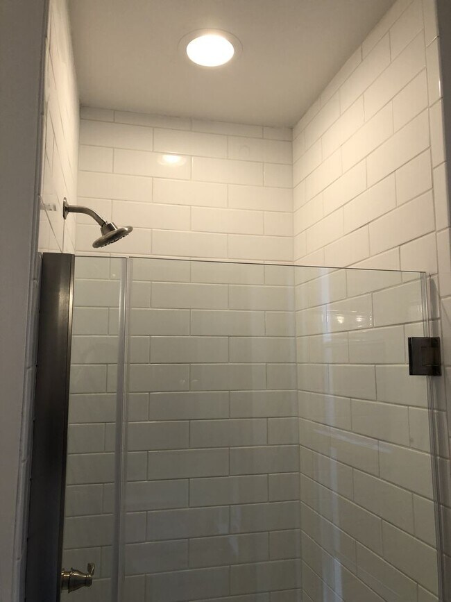 Photo - W King Ave 101-101.5 MLR Unidad 101.5 Top