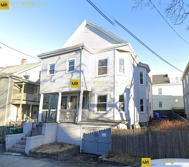 Building Photo - 10 Pinkham Rd Rental