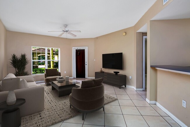 Building Photo - 5060 Fairways Cir Unit 109