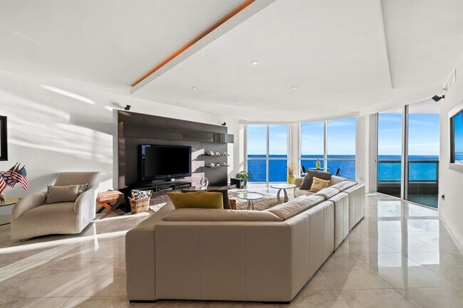 Building Photo - 101 S Fort Lauderdale Beach Blvd Unit 1702