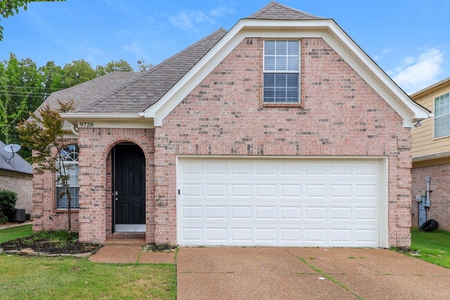 Building Photo - 9728 Tucker Creek Cove