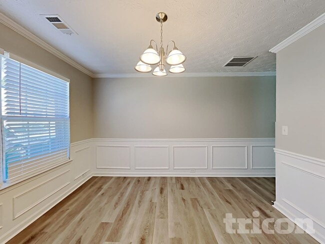 Photo - 1645 Gallup Dr