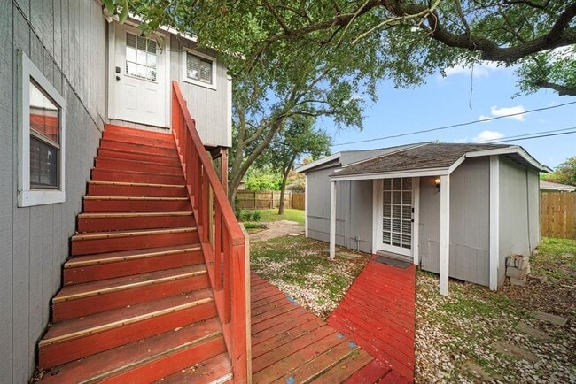 Photo - 7418 Oscar Dr Unit 2