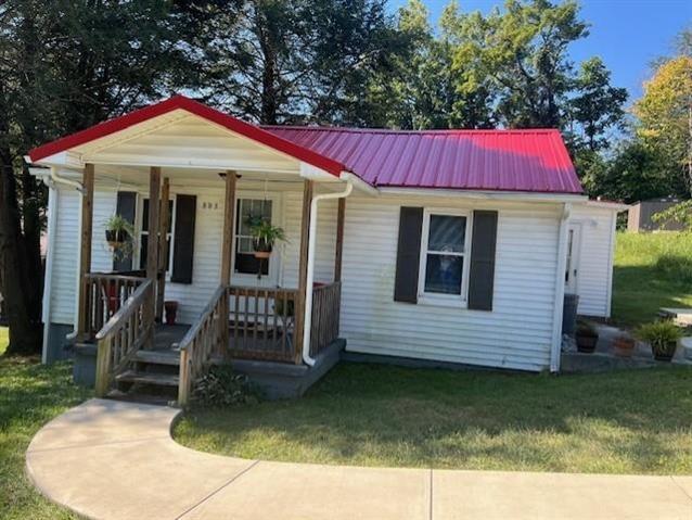 Photo - 803 Noblin St