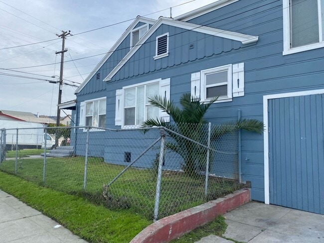 Photo - 3432 38th Ave Unit 3434