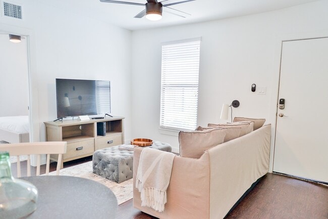 Photo - 2300 Stanford St Unit D