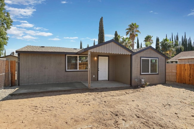 Photo - 528 Joseph Rd