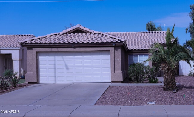 Building Photo - 262 S Springs Dr Rental