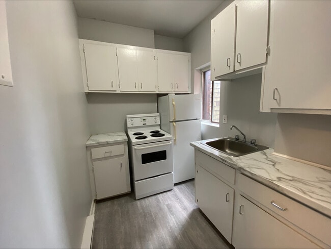 Building Photo - 147 Union St Unit 147 #3