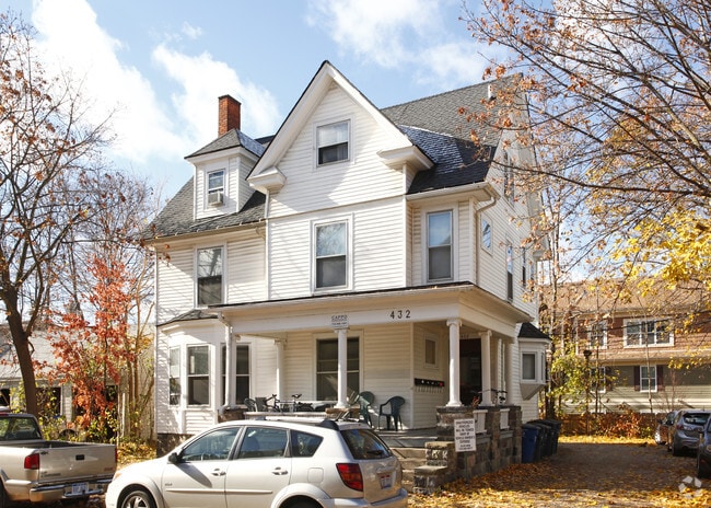 Primary Photo - 432 Hamilton Pl