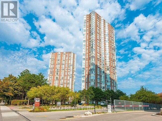 Photo - 7 Concorde Pl Unité 3601