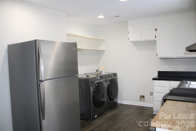 Photo - 428 Beaty St