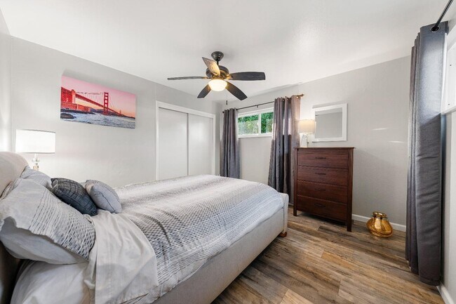 Photo - 5904 40th St Unit 5906