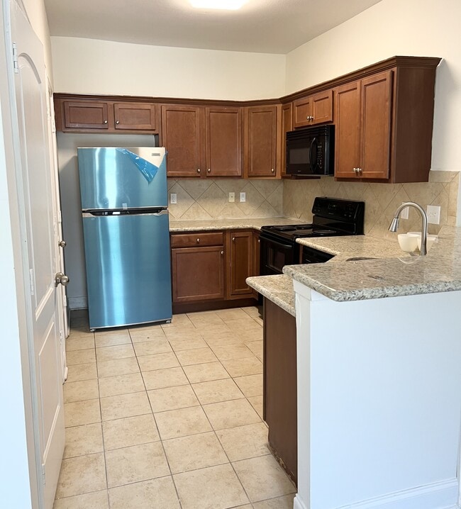 Photo - 43225 Creek Cir