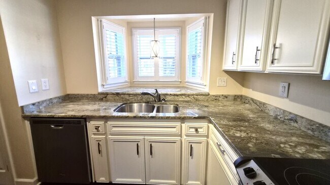 Photo - Great Two Bedroom Townhouse Convenient to Downtown Greenville!