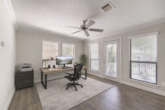 Photo - 1706 McDonald St