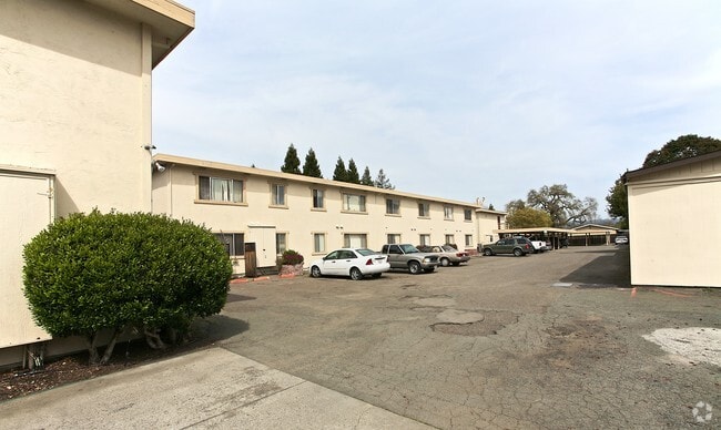 Photo - El Prado Apartments