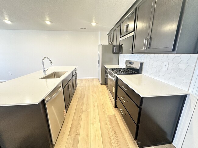 Photo - 21244 E 65th Dr