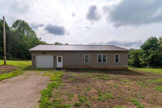 Building Photo - 7795 Loches Rd